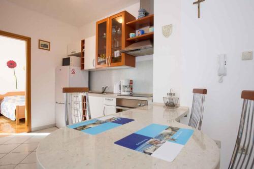 Apartments In Vrbnik/insel Krk 36771
