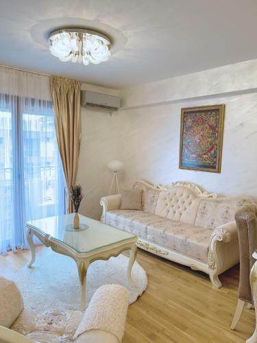 Buddha City Apartment