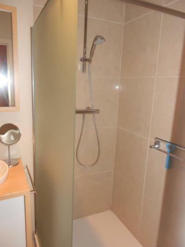 B&B Fruithof Tack