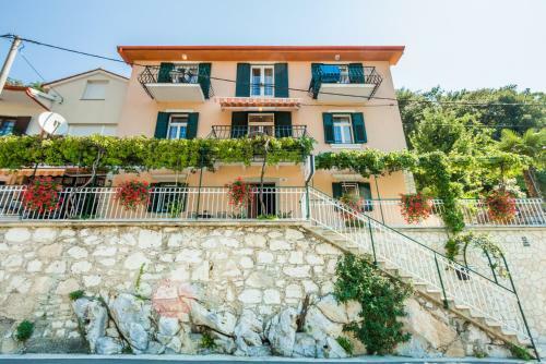 Hostal Rooms Vanda & Frane