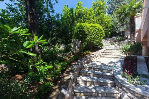 Apartamentos Villa Stefi (30m From The Sea)
