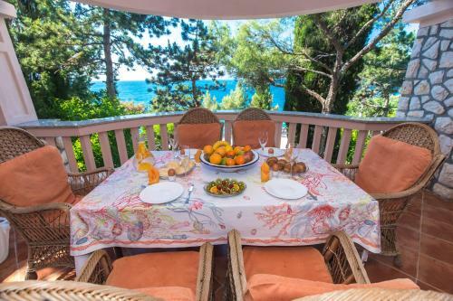 Apartamentos Villa Stefi (30m From The Sea)