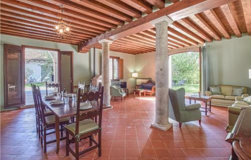 Stunning Home In Cordovado With 4 Bedrooms