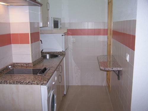 Apartamento Estudio Con Piscina Y Garaje A 100 Mtr de La Playa