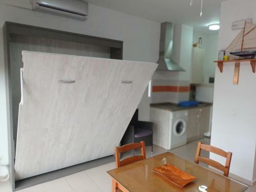 Apartamento Estudio Con Piscina Y Garaje A 100 Mtr de La Playa