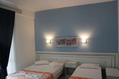 Katerina Apartments And Studios