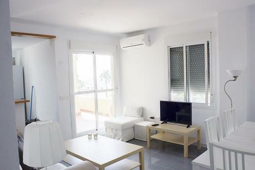 Apartamento En Primera L�nea de Playa En Rota