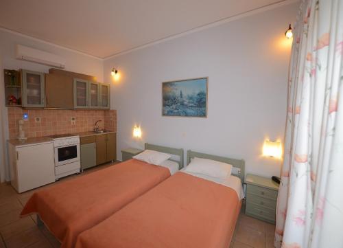 Konstantza Studios And Apartments