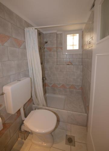 Konstantza Studios And Apartments