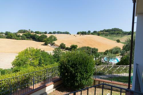 Apartamento Serafini Home 2 Con Piscina 20km Dal Mare By Yohome