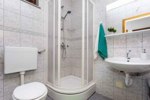 Apartment In Vrbnik/insel Krk 36775