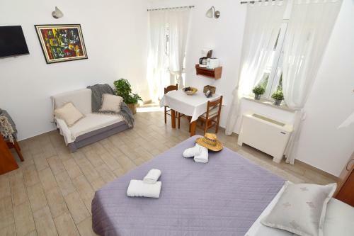 Old Town Studio Apartments