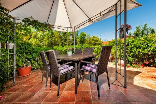 Hostal Apartment & Rooms Graciela