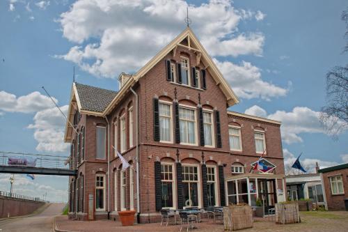 Hostal Hotel B&B De Tolkamer