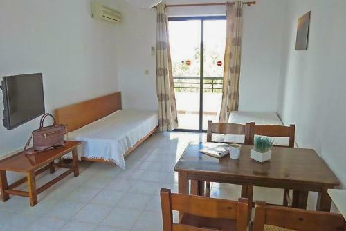Apartamento Debbi Appartments And Hotel