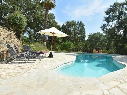 Peaceful Villa In Cogolin With Private Pool