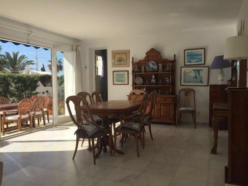 Oasis Club Beach Villa