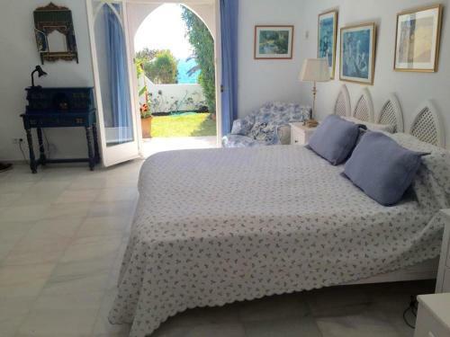 Oasis Club Beach Villa