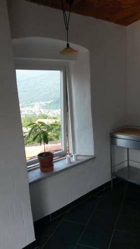 Hostal Vinimar Guest House