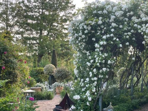 Bed & Breakfast Les Jardins de La Couture