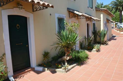 Apartamentos Villa 4 Seasons