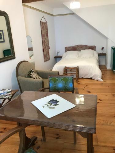 Bed & Breakfast Au Pied de La Cit� de Carcassonne