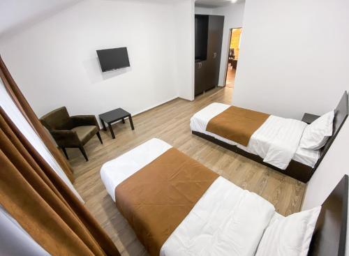 Hotel ??????