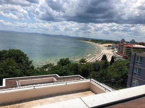 Valencia Gardens Luxury Apartments