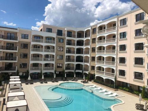 Valencia Gardens Luxury Apartments