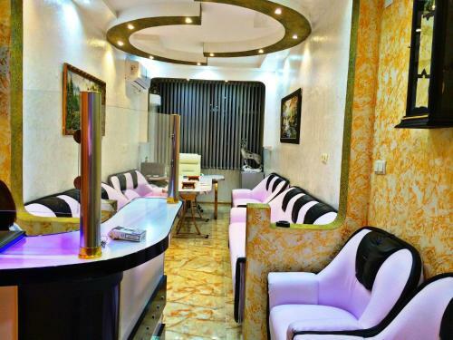 Hotel Golden House