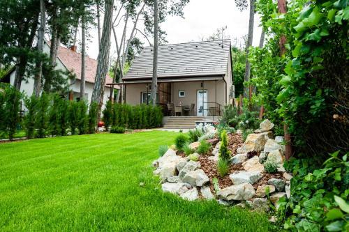 Part Apartman Si�fok - A - Priv�t V�zparttal