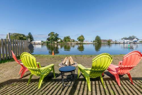 Beach1 Riverfront Resort