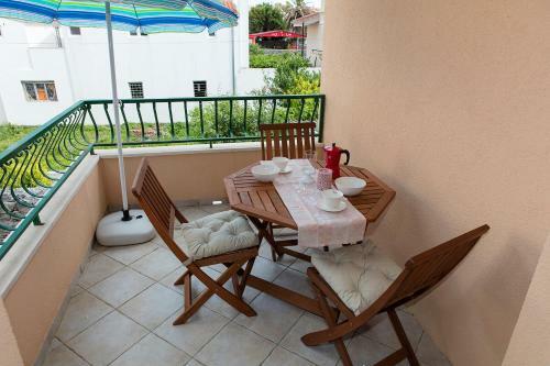 Apartments Ivo