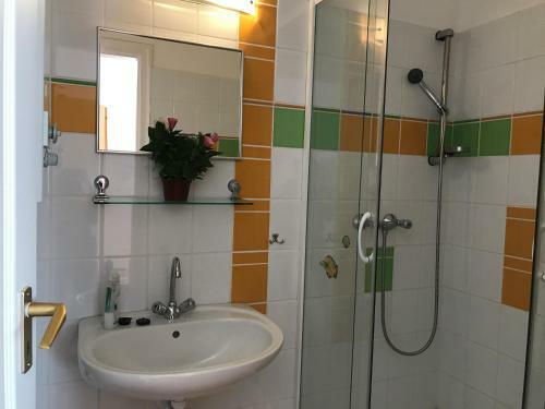Elvira Apartman