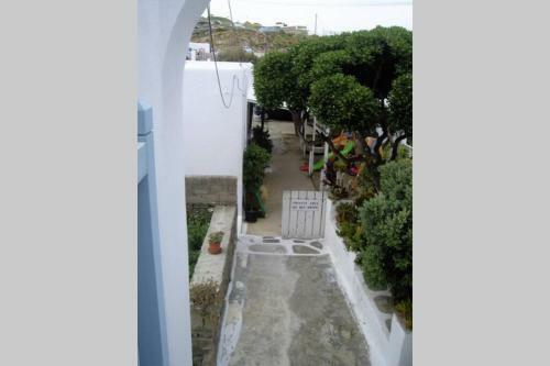 Nikos & Efi Fabrica Residence
