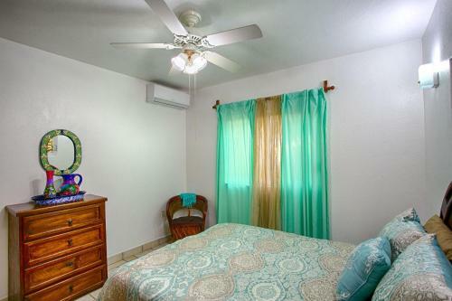 Casa de Los Ninos 3 Br By Casago