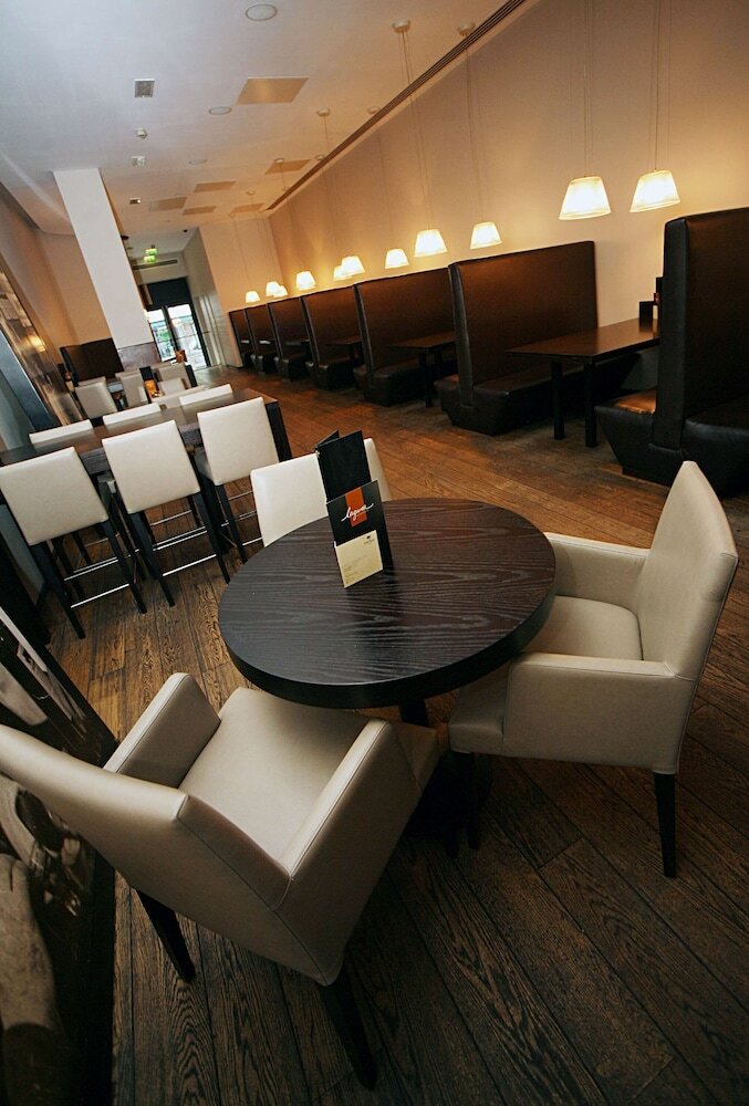 Hotel Park Plaza Cardiff