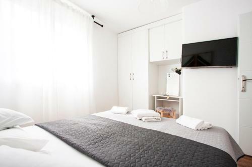 Paradise Beach Apartments