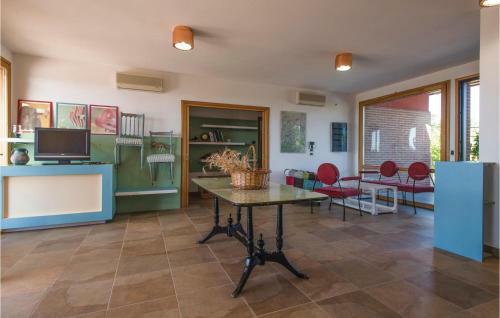 Four-bedroom Holiday Home In Rimini -rn-