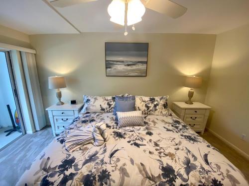 Seagrape Bay #205