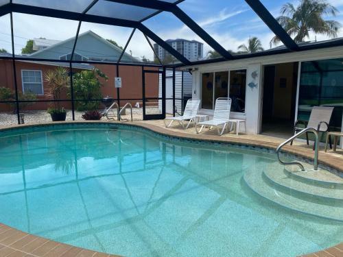 4850 Coral Road