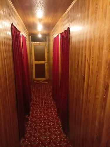 Hostal Gosani Guest House