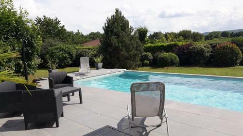 Chambre Calme Avec Piscine