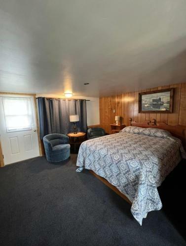 Moody's Motel And Cottages