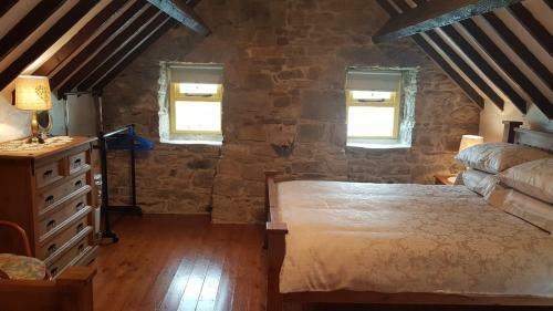 Stunning Views At Ballagh Cottage Newcastle