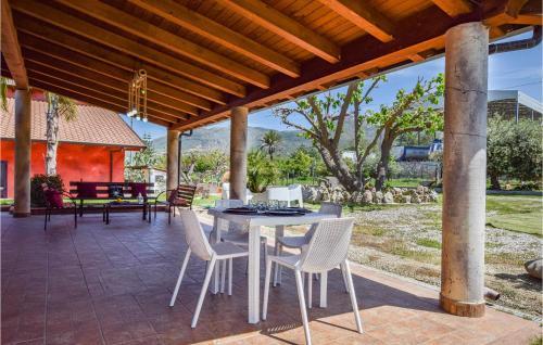 Awesome Home In Terranova With Wifi And 2 Bedrooms