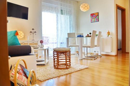 Apartment Vacation In Zadar - Mirna