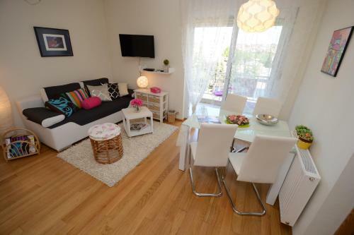 Apartment Vacation In Zadar - Mirna