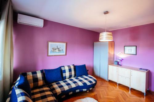 Marina Bay Apartment
