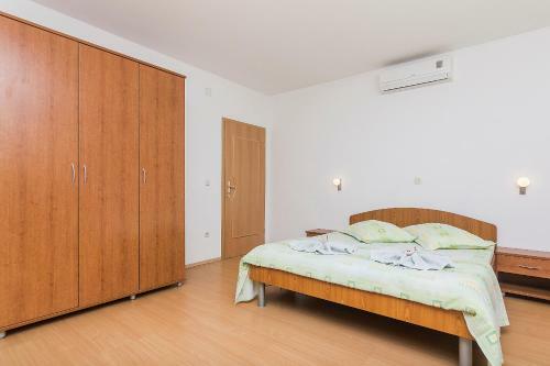 Apartments Zina